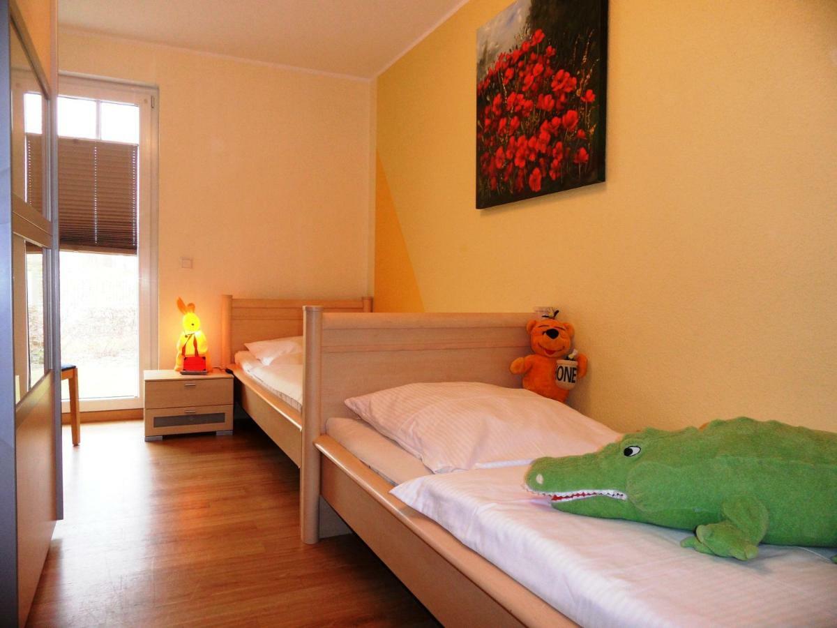 Schloonseevilla Mit Tiefgarage - 200 M Zum Apartment *